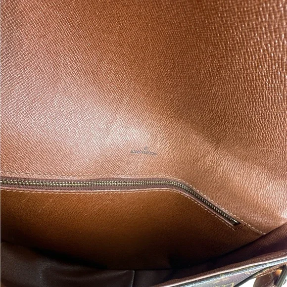 Louis Vuitton Chantilly Brown  Monogram Crossbody Bag GM - Picture 9 of 9